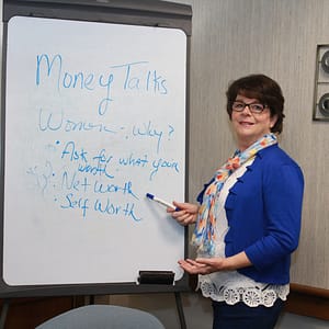 Therese Nicklas teaching a workshop
